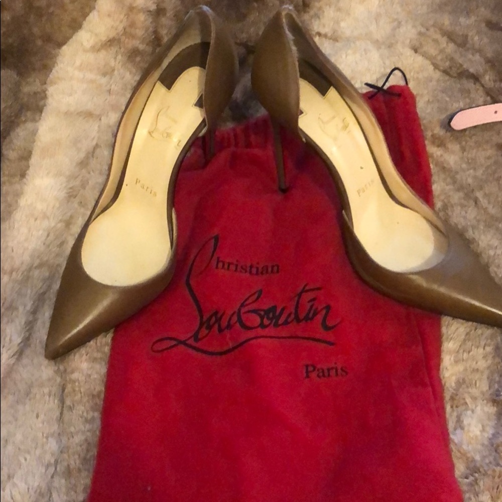 Red bottoms
